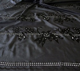 Вышивка на батисте Черный (GSK2606A#(BLACK)07/17)
